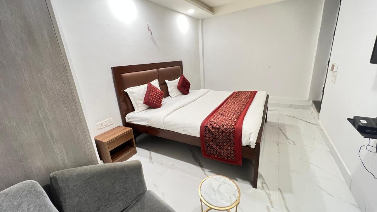The Dream House Bed & Breakfast Ню Делхи Екстериор снимка